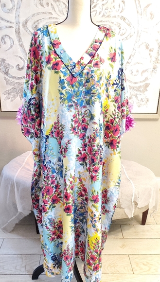 WINLAR FLORAL SATIN KAFTAN BEACH COVER DRESS - Picture 1 of 5